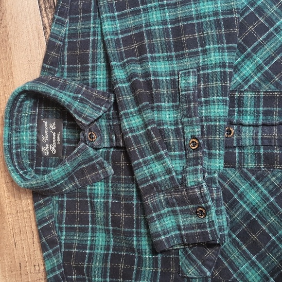 The Vermont Flannel Co. Black/Green Plaid Flannel Button Up USA Made Size XS - Picture 1 of 10